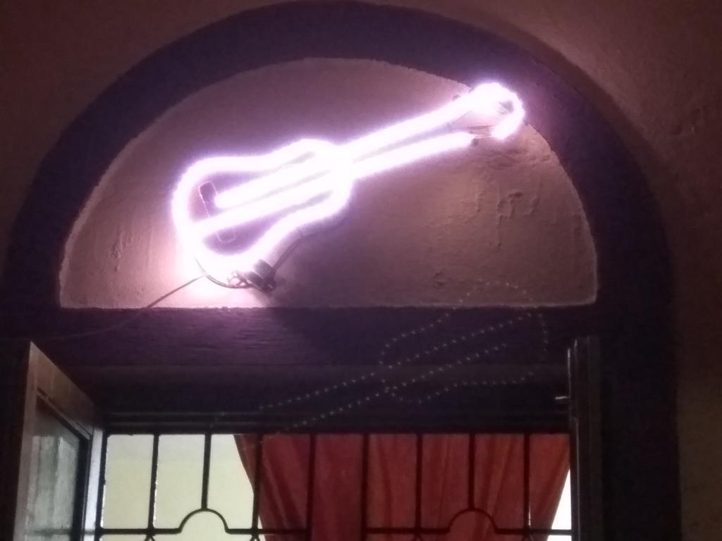 Guitar Home Stays 칸돌림 외부 사진